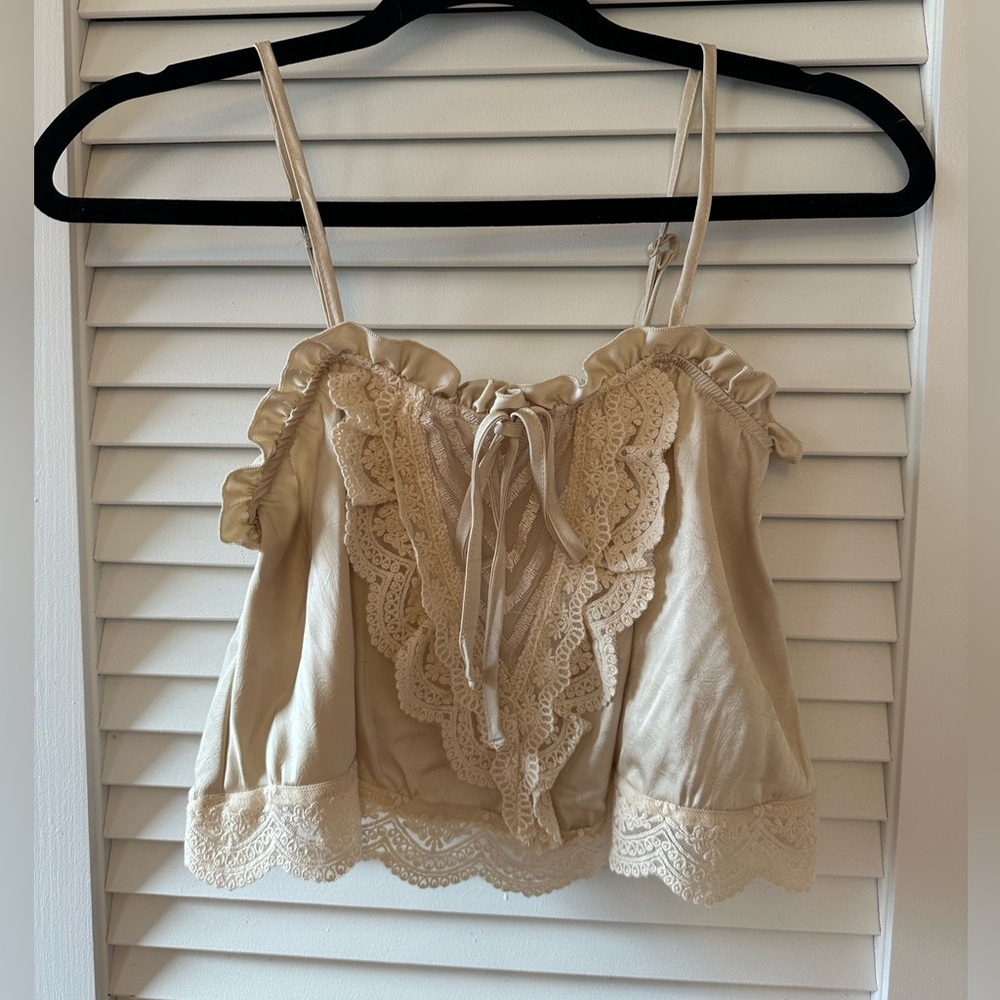 NWT And Now This Cream Lace Embroidered Cropped Top, XS
